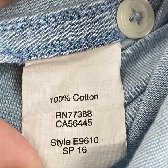 J. Crew Chambray Ombré Sleeveless 1/2 Button Pop Over Coastal Casual 6 - Picture 6 of 9